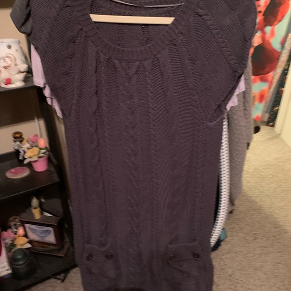 Long warm sweater looks great w/leggings - Picture 1 of 1